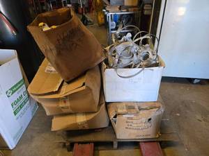 lot 82 image: MASSIVE Pallet of Misc Aluminum Traffic Stop Light Pole Mounted Accessories