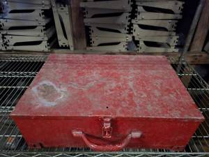 lot 160 image: Red Metal ToolParts Box
