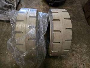 lot 217 image: NEW Lot of 2 White Non-Maring Superior Forklift Tires, 18 x 6 x 12
