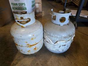lot 175 image: Lot of 2 Propane Tanks