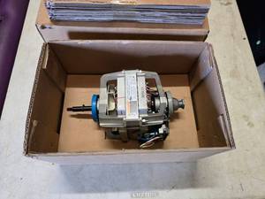 lot 178 image: NEW LG Dryer Motor Assembly, Model S56SVLGD-7150