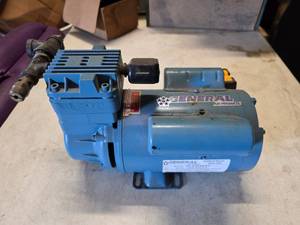 lot 206 image: US General 13HP Oil Less Air Compressor For Sprinkler Systems