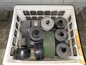 lot 239 image: Box of Misc Heavy Duty Casters Up to 8.  19 Casters Total