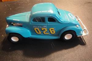 lot 31 image: Collectible ERTL,125 Scale, Jackie McLaughlin #026, Metal Die Cast 1940 Ford Coupe Race Car