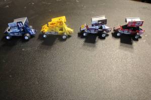 lot 35 image: 4- Collectible Outlaw Sprint Die Cast Race Cars By Racing Champions, 1993-#22, 1993- #5,  1993-#29,  1993-#11,   4 X Money