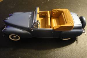 lot 51 image: 2000 124 Scale Franklin Mint 1941 Lincoln Continental Die Cast Car, Excellent Condition, Limited Edition 5295 of 9900, No Box
