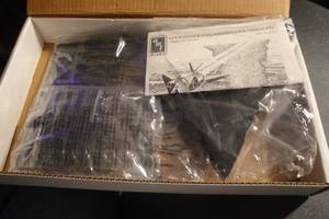 lot 52 image: AMT ERTL Lockheed F117A Night Hawk Stealth Plastic Model Kit