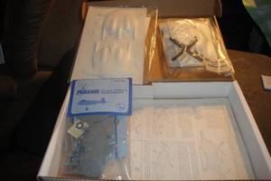 lot 82 image: 3-172 Scale Plastic Models Kits
