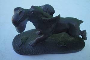 lot 30 image: Heredities Cold Cast Bronze Spaniel By Jean Spouse, Made in England, About 6x3x3 12