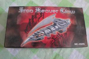 lot 221 image: 1- Iron Reaver Claw Knife, By Master Cutlery, MC-1026