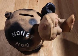 lot 69 image: Money Hog Bank about 5 inches tall