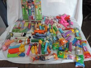 lot 149 image: Pez collection