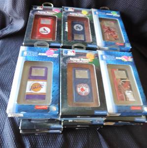 lot 168 image: Around 30 iPod nano cases