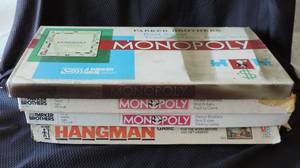 lot 195 image: Vintage Monopoly game and a hangman game