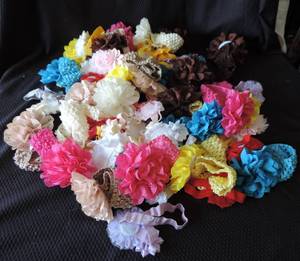 lot 203 image: Lot of baby headbands