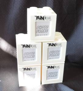 lot 211 image: Block photo frames stackable