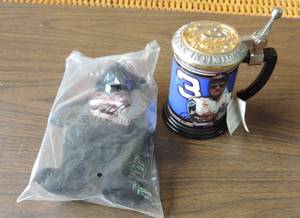 lot 254 image: Dale Earnhardt sign and Dale Earnhardt beanie baby