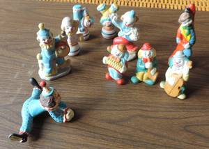 lot 272 image: Clowns