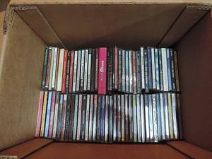 lot 310 image: Lot of CDs