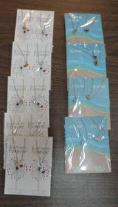 lot 315 image: Lot of friendship necklaces