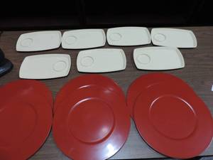 lot 393 image: 6- 13 red trays with felt backand 7 cream trays