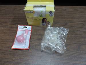lot 431 image: Baby lot bottle nipplesnasal droppersdisposable pads