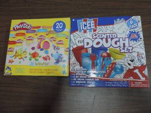 lot 433 image: Play-Doh sets