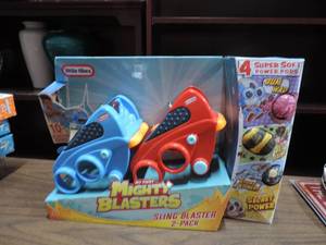 lot 450 image: Mighty blasters