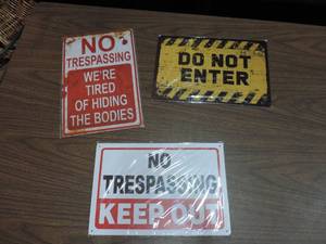 lot 466 image: 3 metal signs