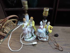 lot 484 image: Two vintage lamps