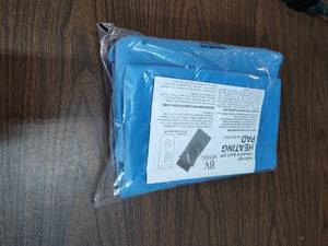 lot 472 image: Heating pad