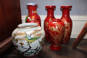 lot 36 image: Asian vases - 5 total