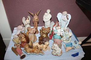 lot 58 image: Angel figurines, see photos