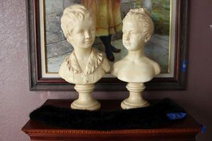 lot 99 image: DAPRES HOUDON Alexander Backer bust statues and fur collar
