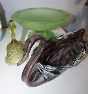 lot 45 image: Hand blown glass swan dish, Fenton glass bell, Green frosted glass compote