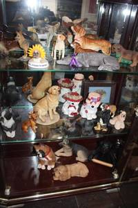 lot 149 image: Dog figurines, see photos