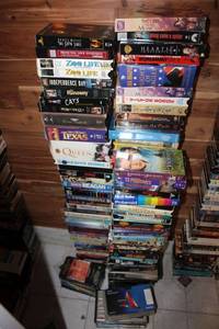 lot 115 image: VHS movie collection