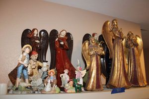 lot 223 image: Tall angel figurines and ceramic figurines