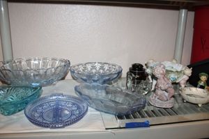 lot 226 image: Light blue and green glass bowls, figurines, and more