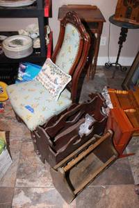 lot 256 image: Vintage upholstered chair with button trim and 2 magazine holders, see photos