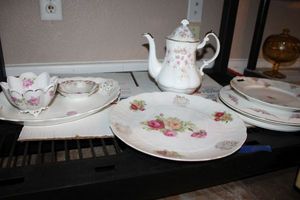 lot 251 image: Vintage pink rose dishware and teapot, includes PARAGON Victorian Rose