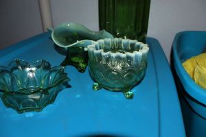 lot 350 image: Green glass bowls, two are opalescent trim bowls