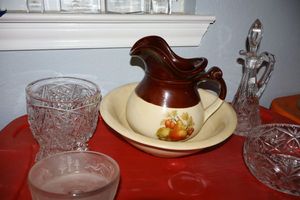 lot 347 image: Pitcher and basin, lead crystal bowls