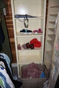 lot 453 image: Womens shoes and clothes