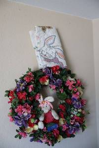 lot 325 image: Easter wreath, baby blanket and more