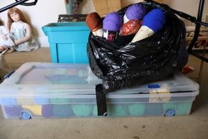 lot 336 image: Craft yarns with under bed rolling tote