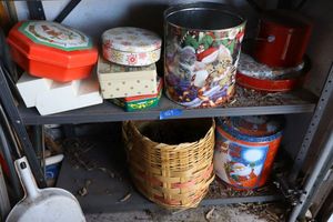 lot 569 image: Decorative tins, popcorn tin, and basket