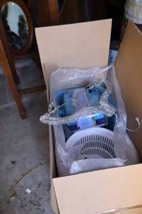 lot 551 image: Spin mop