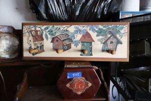 lot 545 image: LG box, coat hanger with painted birdhouses