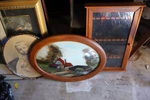 lot 544 image: Wall art circle frame, vintage baby photo, shadow box